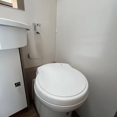 Autocaravanmadrid 엘에스피나르