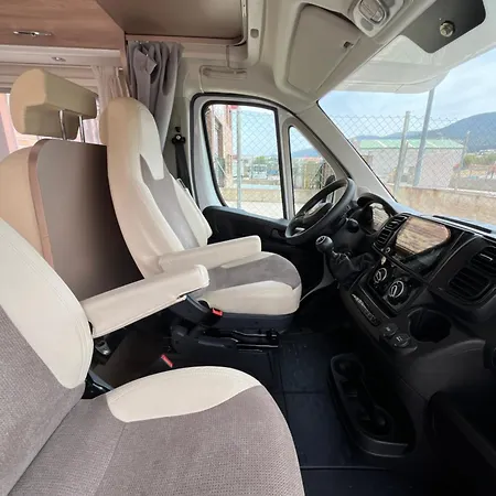 Autocaravanmadrid 엘에스피나르